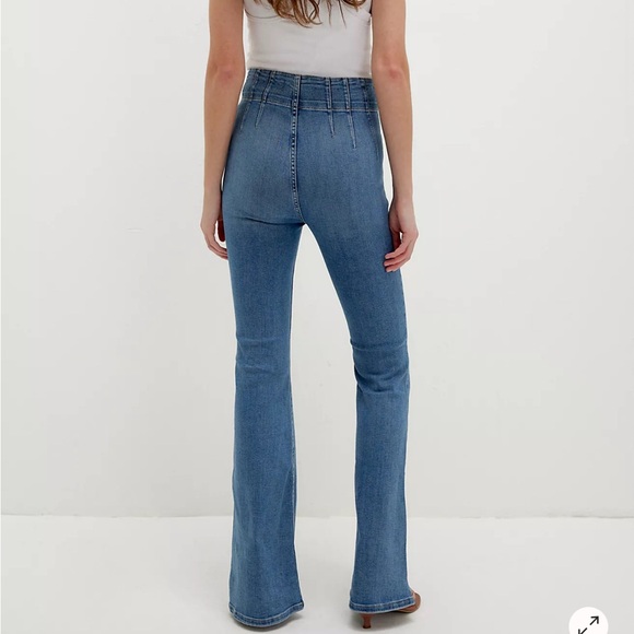 WE THE FREE Jayde Flare Jeans size 25 High Waist *Hemmed* raw hem - Picture 2 of 13